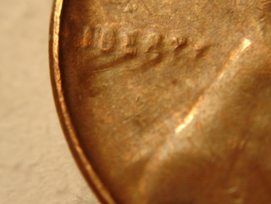 196?-Lincoln-Memorial-Cent--What-Caused-This-On-The-Obverse?